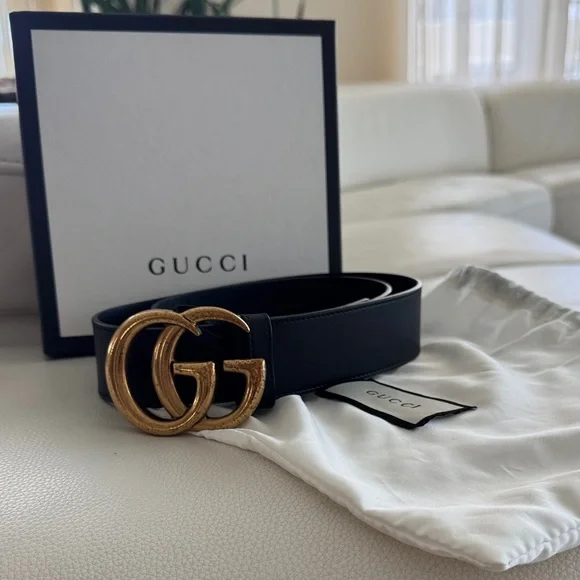 Gucci | Accessories | Gucci Black Leather Belt With Gold Gg  display picture 3